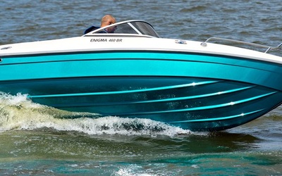 Enigma 460 BR (Bow Rider)