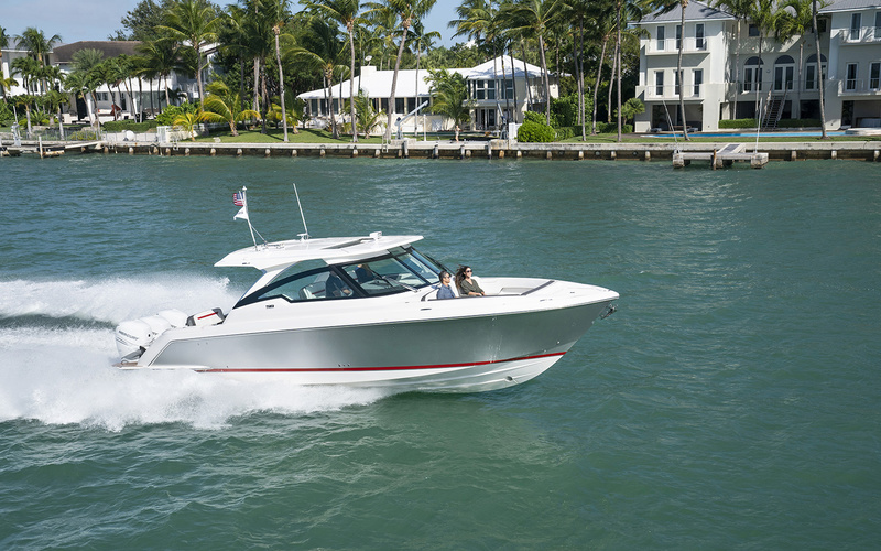 Tiara 38 LX