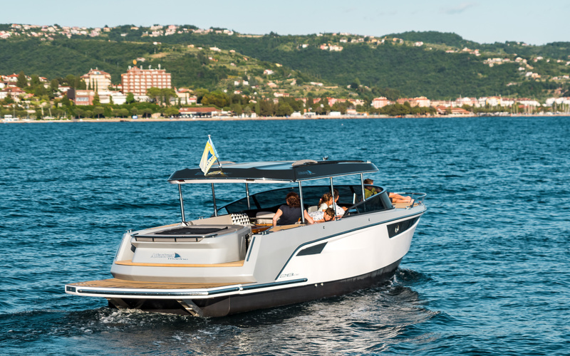 Alfastreet Marine 28 Cabin Electric