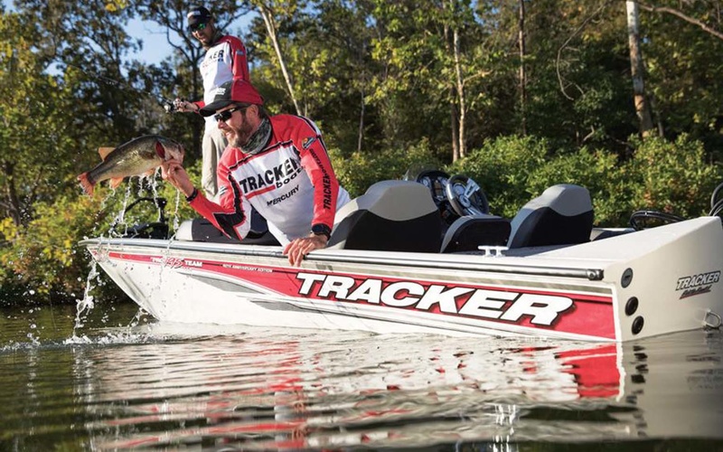 Tracker Pro Team 195 TXW 40th Anniv