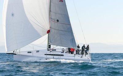 Beneteau First 36