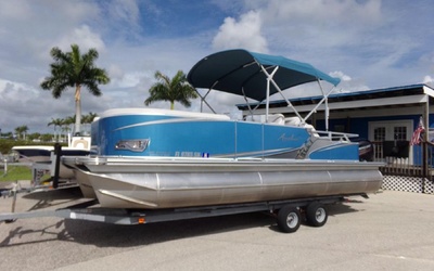 Avalon LSZ Rear Lounger 26