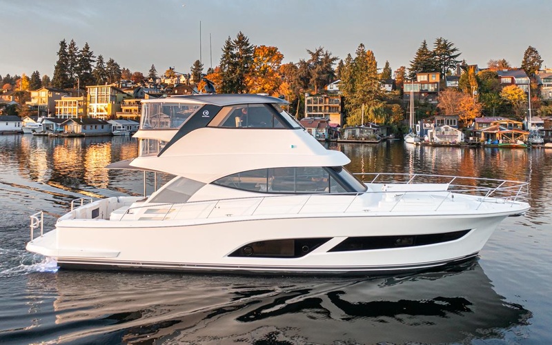 Riviera 50 Sports Motor Yacht