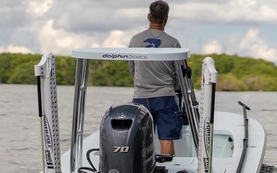 Dolphin 16′ Renegade Pro