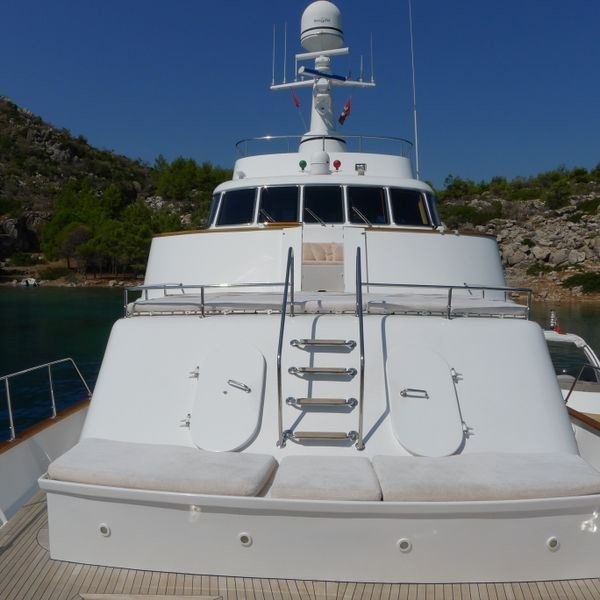 Benetti Mizar