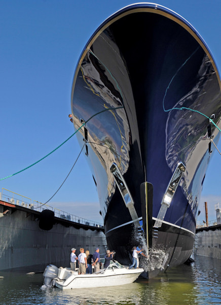 Derecktor Shipyards Aquila