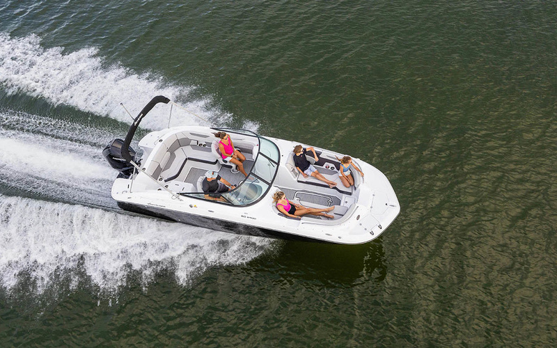 Hurricane SunDeck 2400 OB