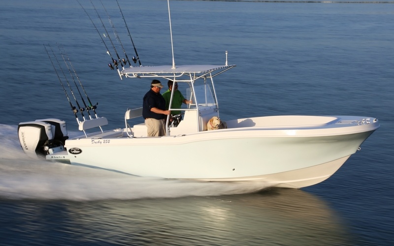 Dusky 252 Open Fisherman