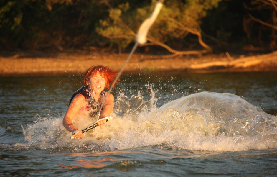 Wakeboarder mistakes always end in the same thing - falling.