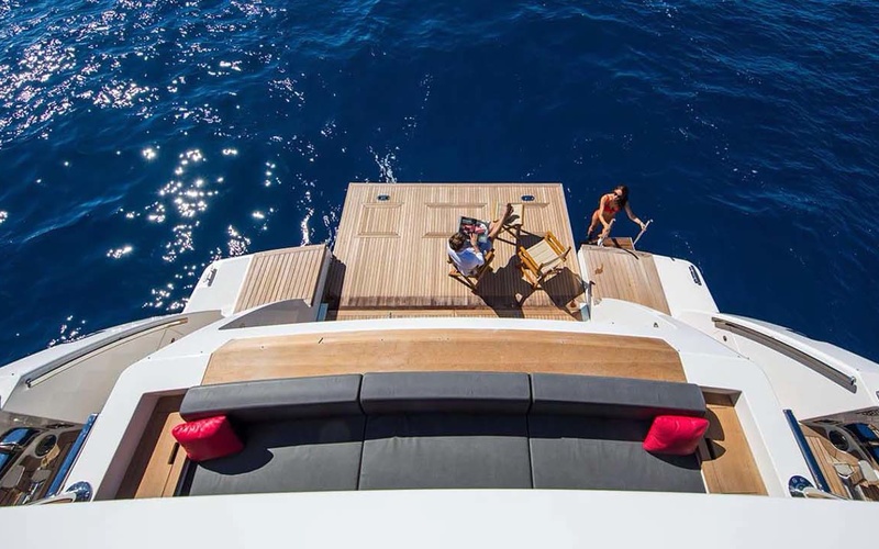 Novurania Catamaran 20