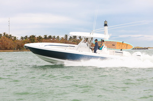 Intrepid  327 Nomad