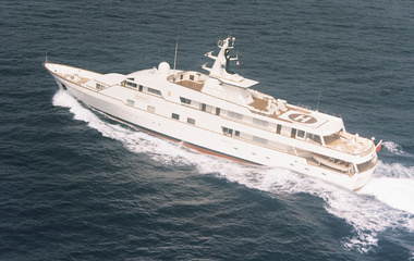 Feadship White Cloud