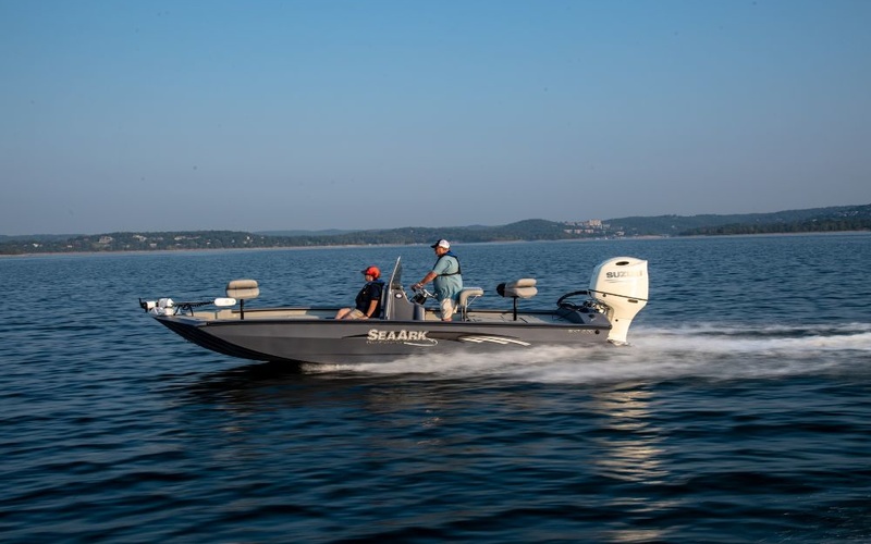SeaArk BXT 220