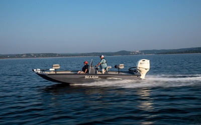 SeaArk BXT 220