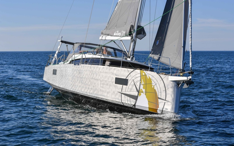 Alubat Ovni 370