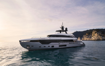 Azimut Trideck