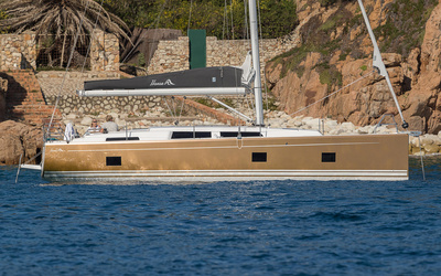 Hanse 418