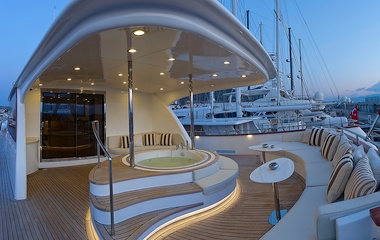 Agantur Shipyard AD5