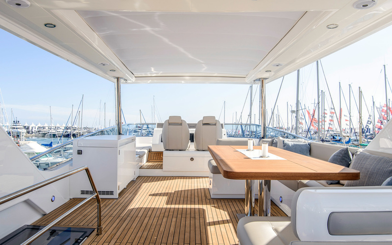 Fairline Squadron 65