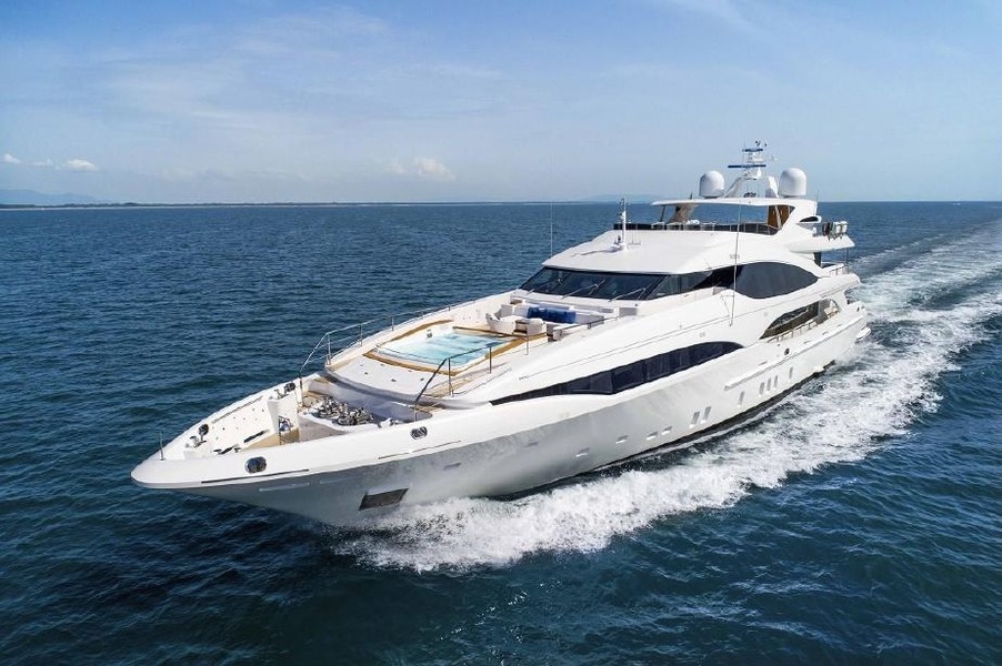 The Mangusta Q95 has a top speed of 16 knots and can cruise 12 knots for up to 4000 miles in standalone mode.