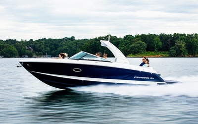 Chaparral 30 Surf