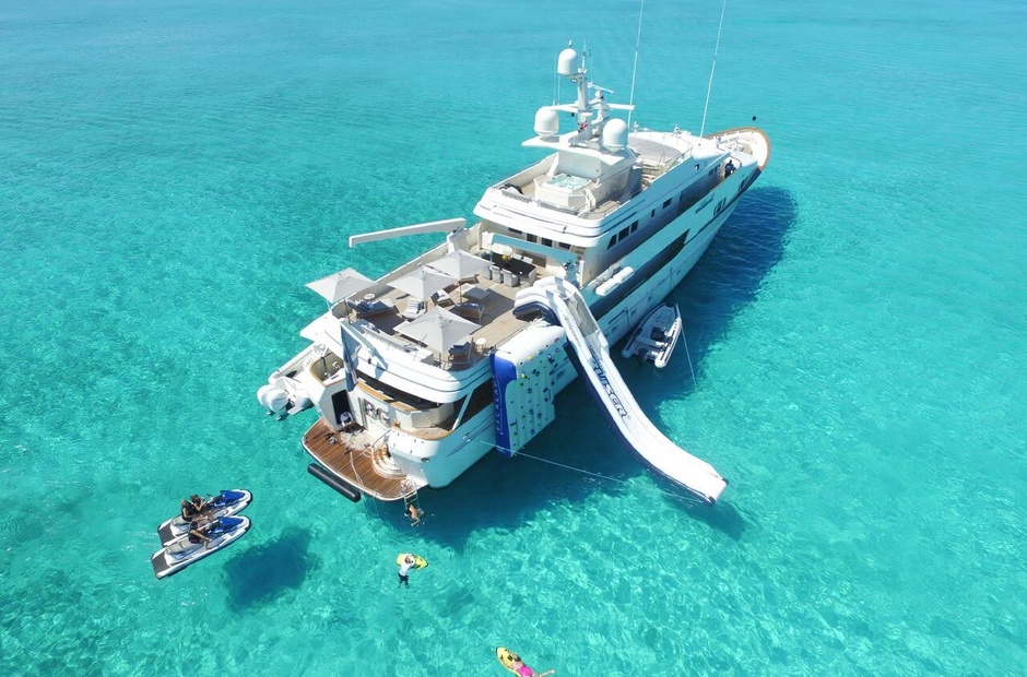 Feadship BG