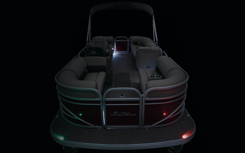 Sun Tracker Party Barge 22 XP3