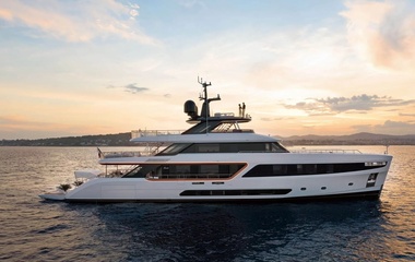 Benetti Alluria