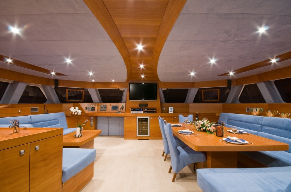 Sunreef Free Spirit