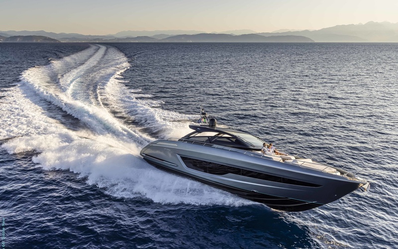 Riva 68’ Diable