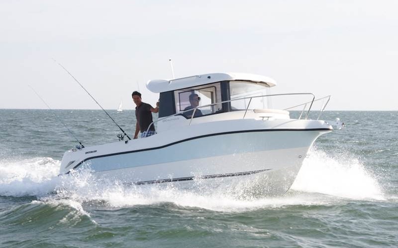 Quicksilver 690 Arvor