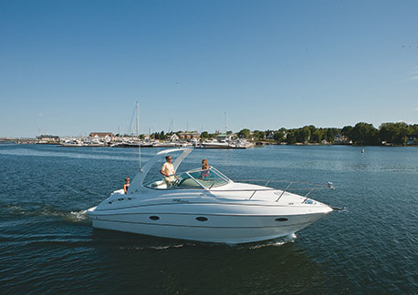Cruisers Yachts 330 Express