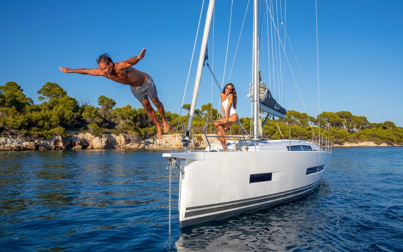 Hanse 410