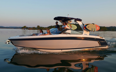 Cobalt R8 Surf