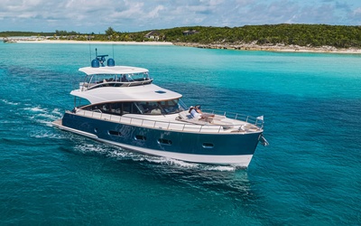 Riviera Belize 66 Daybridge