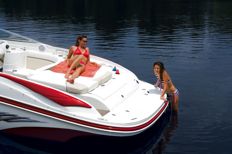 Rinker 246 CC