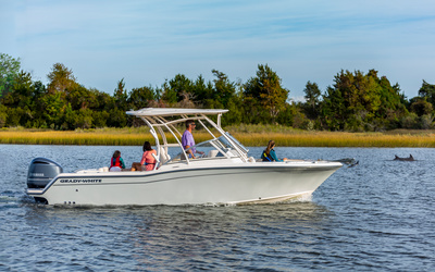 Grady-White Freedom 235