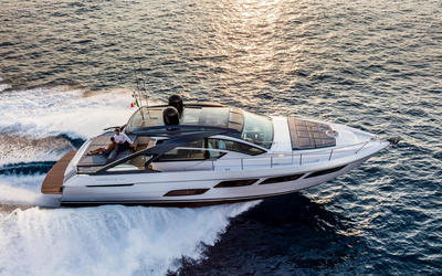 Pershing 5X