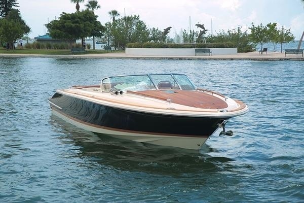 Chris-Craft Corsair 28 (2013)