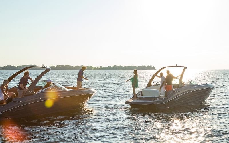 Cruisers Yachts 298 South Beach Edition - Bow Rider