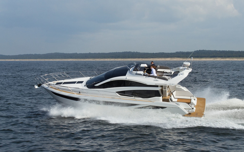 Galeon 430 Skydeck