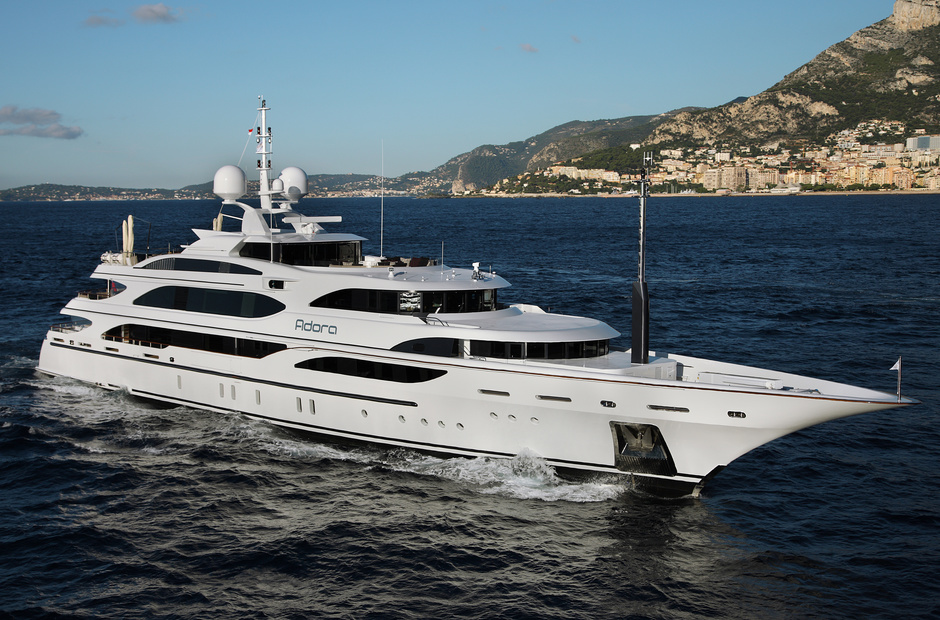 Benetti Adora