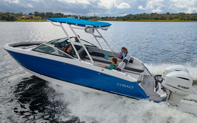 Cobalt R8 Outboard