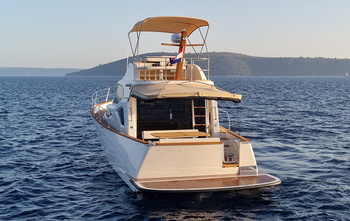 Monachus Issa 45 Fly (2024)