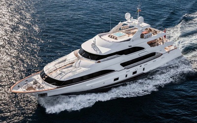 Novurania Chase 19