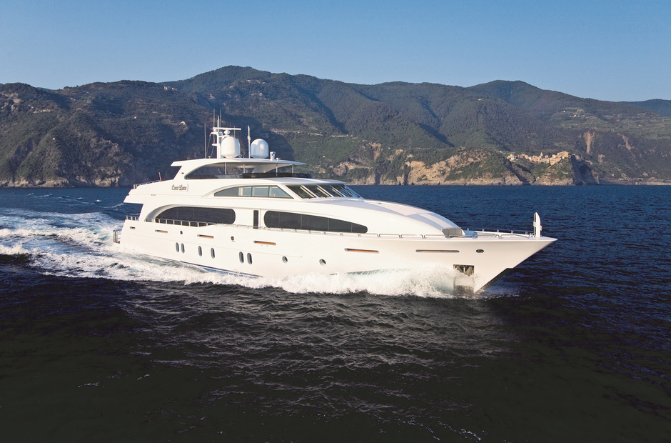 Broward Marine Viva Mas!