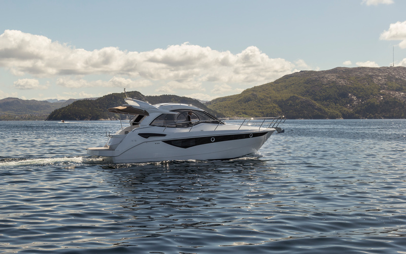 Galeon 305 HTS