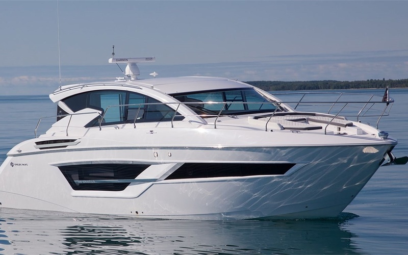 Cruisers Yachts 46 Cantius