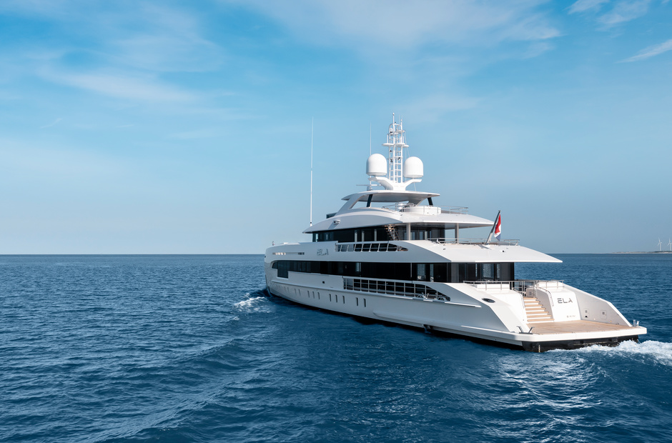 Heesen Ela