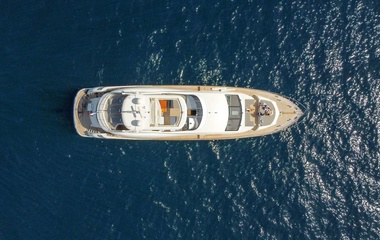 Riviera Yacht Skyra